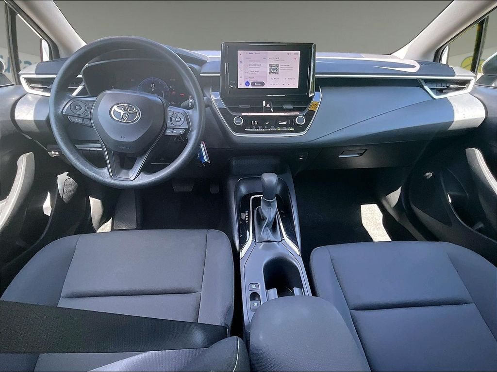 Used 2026 Toyota Corolla LE FWD image 21