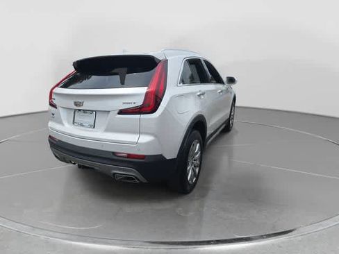 Used 2020 Cadillac XT4 Premium Luxury w/ Driver Awareness Package AWD/4WD image 8