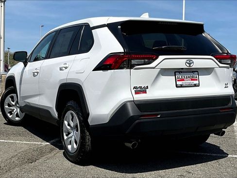 Used 2024 Toyota RAV4 LE image 11