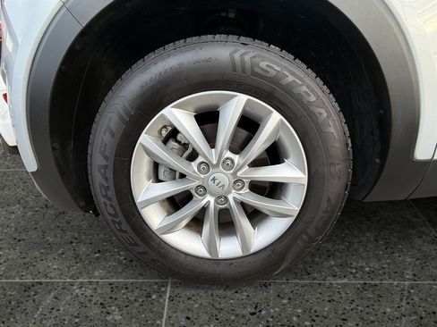 Used 2018 Kia Sorento L FWD image 15