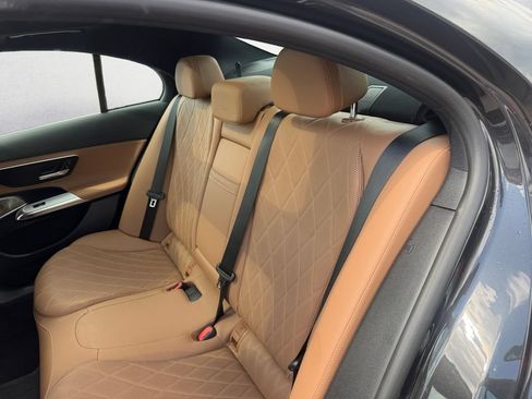 Used 2024 Mercedes-Benz E 450 4MATIC Sedan image 13