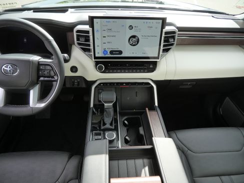 Certified 2025 Toyota Sequoia Capstone AWD/4WD image 11