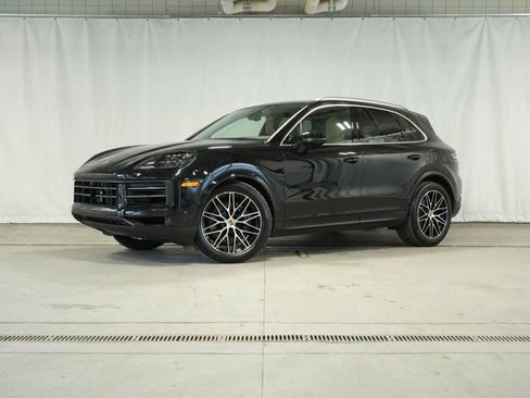 New 2026 Porsche Cayenne AWD/4WD image 1