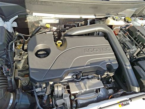 Certified 2023 Chevrolet Equinox Premier image 28