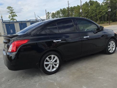 Used 2015 Nissan Versa w/ SL Tech Package FWD image 46