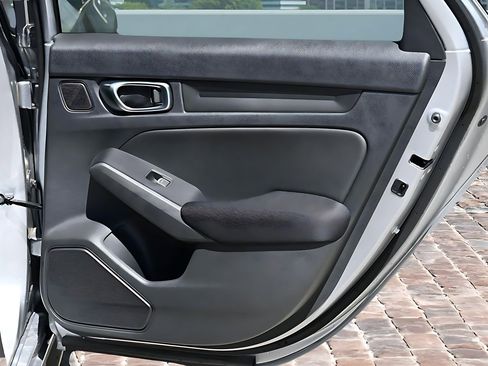 New 2025 Honda Civic Sport image 13