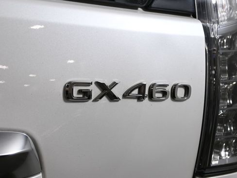 Used 2023 Lexus GX 460 Premium w/ Premium Package AWD/4WD image 40