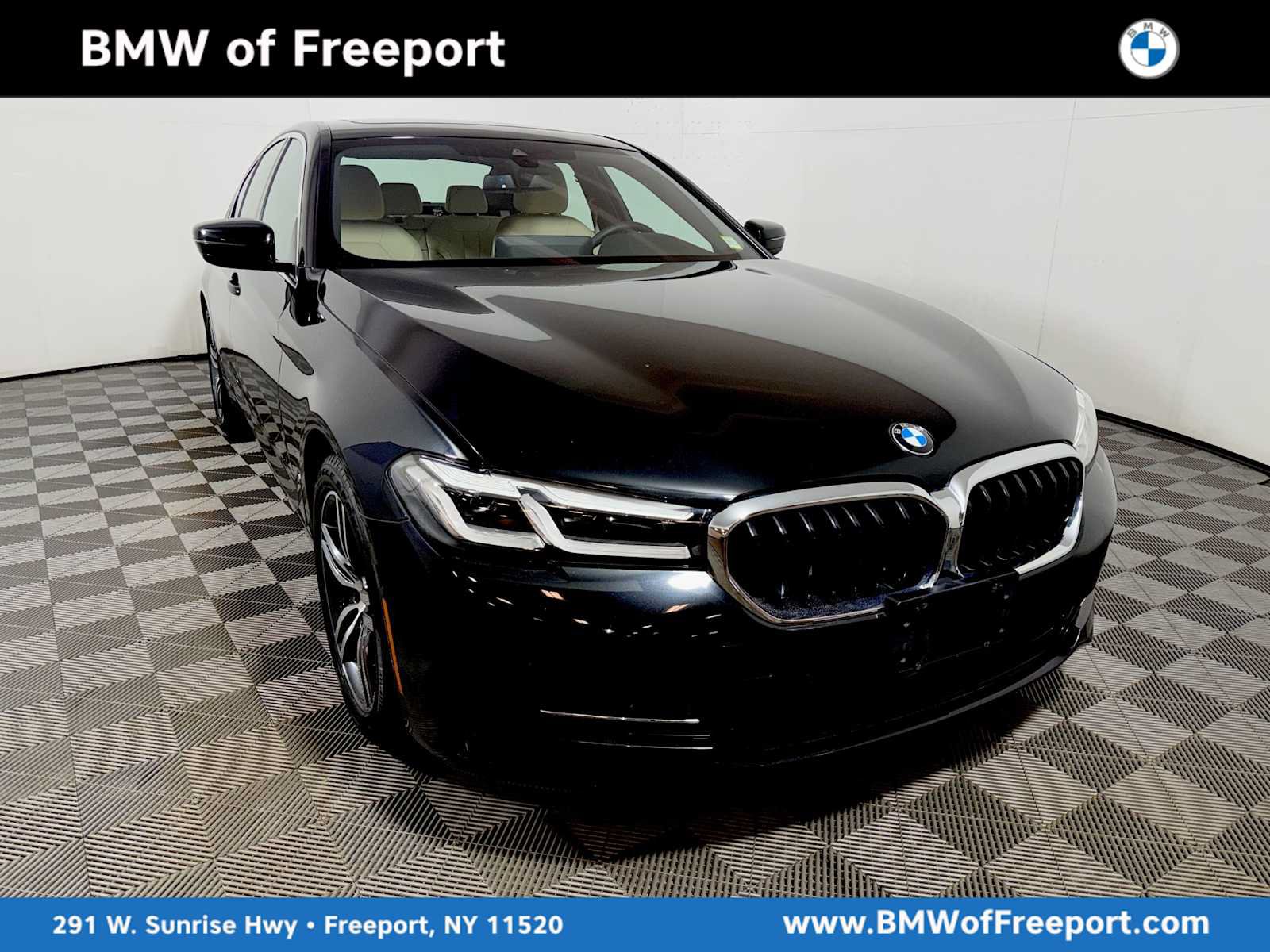 Used 2023 BMW 530i xDrive w/ Convenience Package AWD/4WD image 1