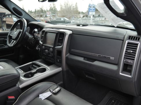 Used 2016 RAM 2500 Limited image 27