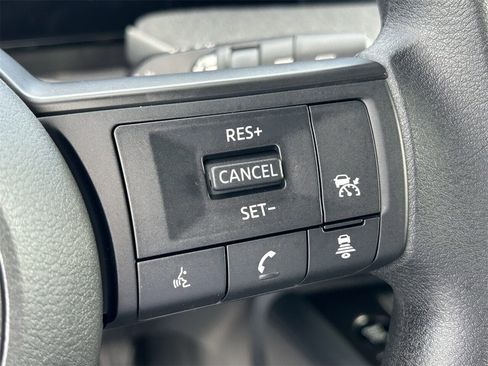 New 2026 Nissan Kicks SV image 32