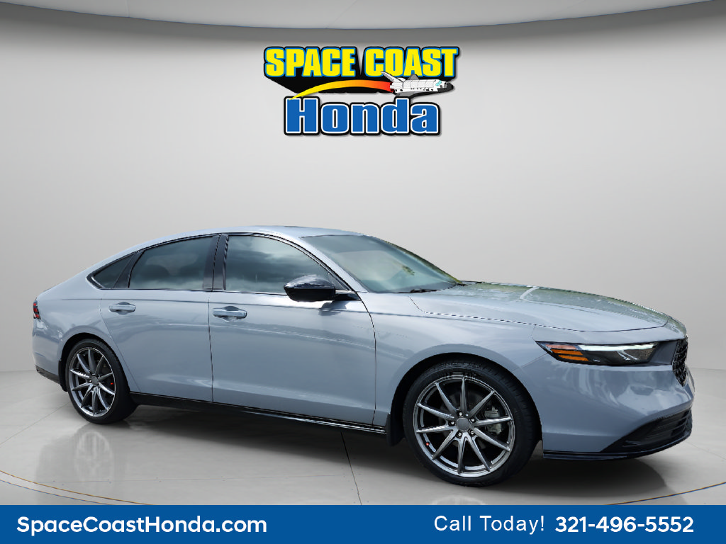 Used 2024 Honda Accord Sport image 1