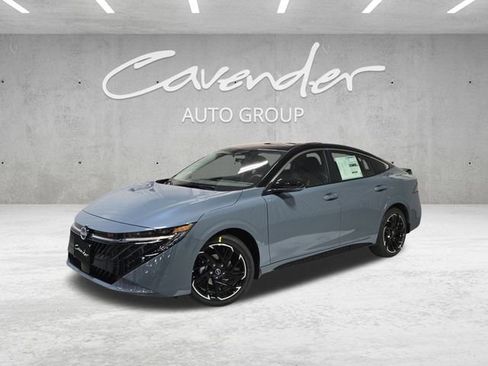 New 2026 Nissan Sentra SR image 1