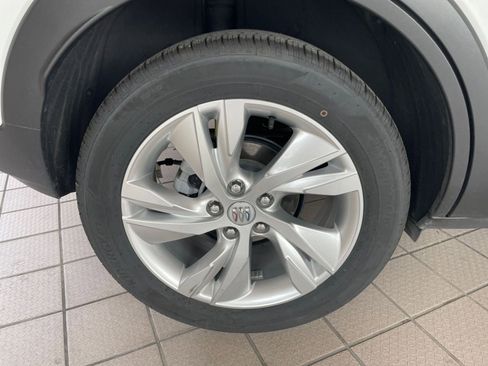 Used 2025 Buick Encore GX Preferred image 30