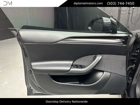 Used 2024 Tesla Model S Plaid image 24