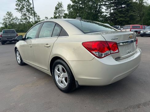Used 2015 Chevrolet Cruze LT FWD image 3