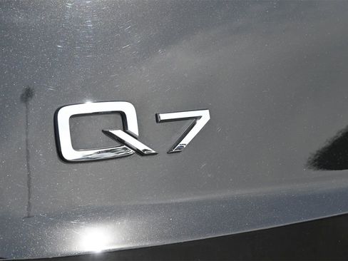 Certified 2023 Audi Q7 2.0T Premium w/ Convenience Package AWD/4WD image 19