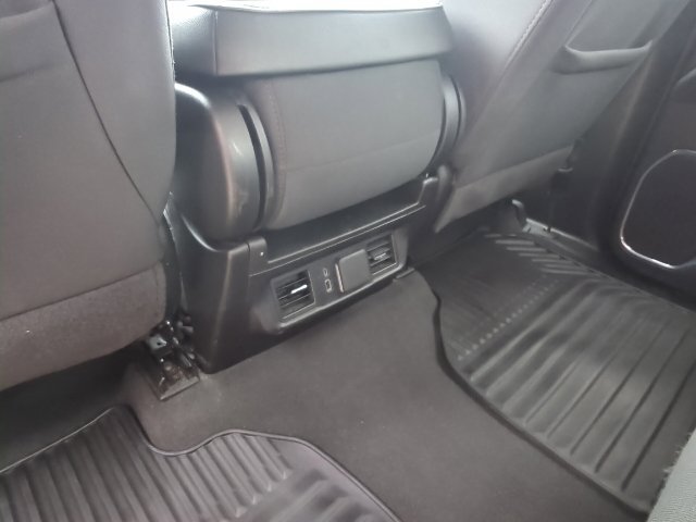 Used 2025 Chevrolet Silverado 1500 LT AWD/4WD image 26