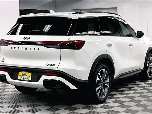 Used 2023 INFINITI QX60 Luxe AWD/4WD image 13