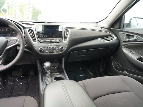 Used 2023 Chevrolet Malibu LT w/ Driver Confidence Package FWD image 21