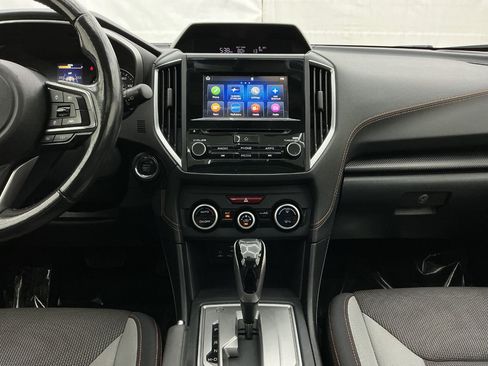 Used 2020 Subaru Crosstrek 2.0i Premium w/ Moonroof Package 2 AWD/4WD image 30