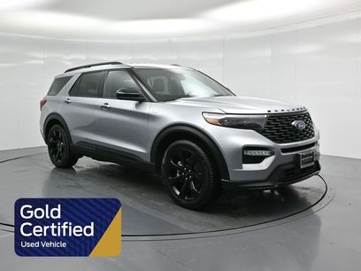 Certified 2023 Ford Explorer ST-Line w/ Class IV Trailer Tow Package