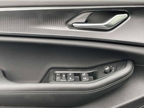 New 2025 Jeep Grand Cherokee L Laredo w/ Luxury Tech Group I image 19