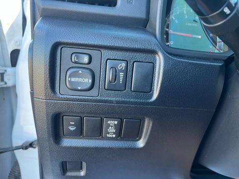 Used 2019 Toyota 4Runner SR5 Premium image 31