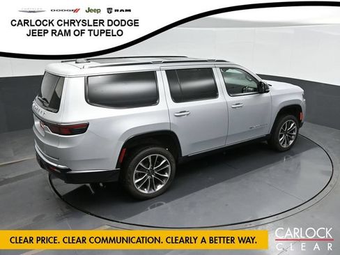 Used 2025 Jeep Wagoneer Series III w/ Premium Group I AWD/4WD image 30