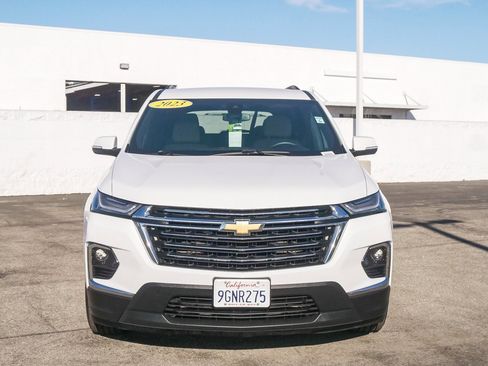 Used 2023 Chevrolet Traverse LT w/ LPO, Cargo Package image 2