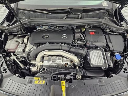 Certified 2025 Mercedes-Benz GLA 250 4MATIC image 14