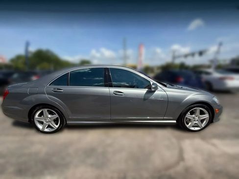 Used 2011 Mercedes-Benz S 550 4MATIC w/ Sport Pkg image 2