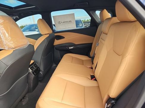 New 2026 Lexus RX 350 FWD image 23