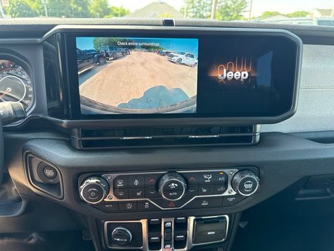New 2026 Jeep Wrangler Unlimited Sport AWD/4WD image 13