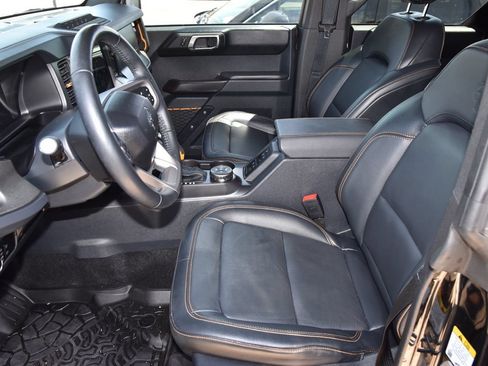 Used 2024 Ford Bronco Badlands AWD/4WD image 10