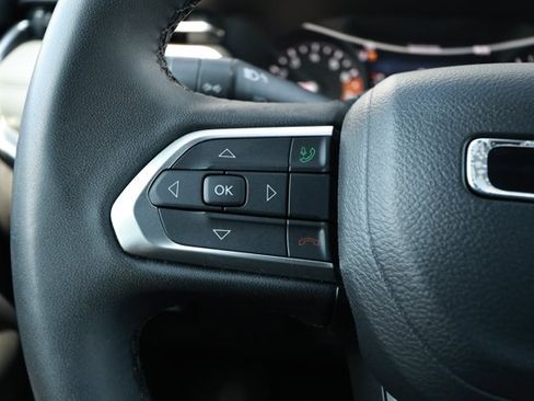 Used 2024 Jeep Compass Limited AWD/4WD image 13