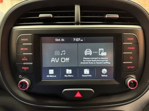 Used 2020 Kia Soul LX image 20