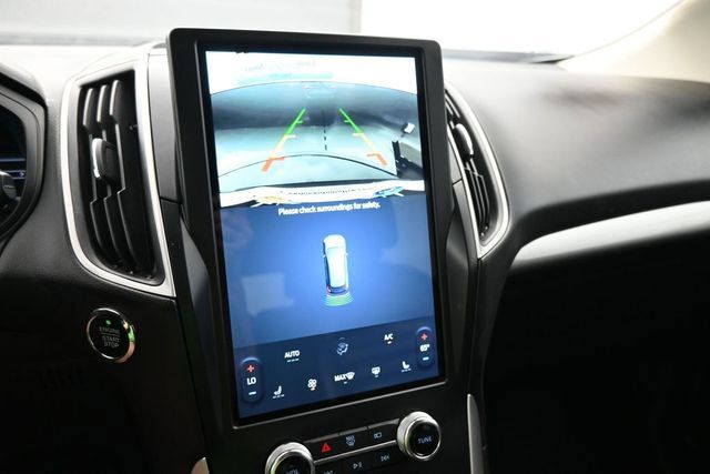Used 2024 Ford Edge SEL AWD/4WD image 18