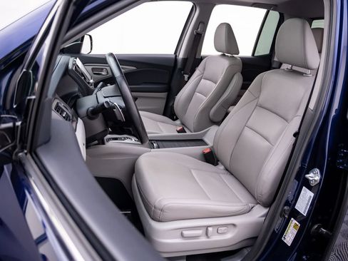 Used 2023 Honda Ridgeline RTL-E image 16