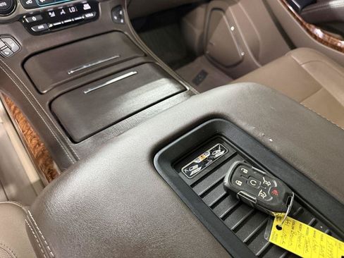 Used 2019 Chevrolet Tahoe Premier w/ Max Trailering Package AWD/4WD image 27