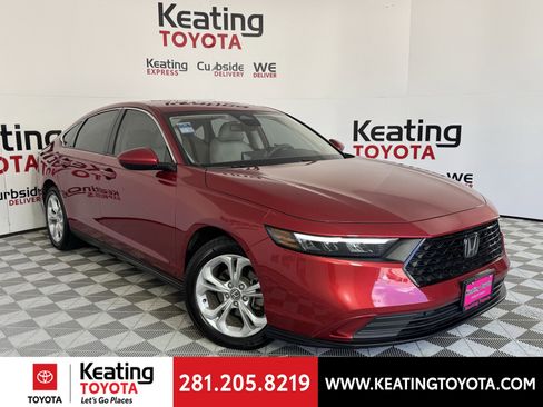 Used 2023 Honda Accord EX image 2