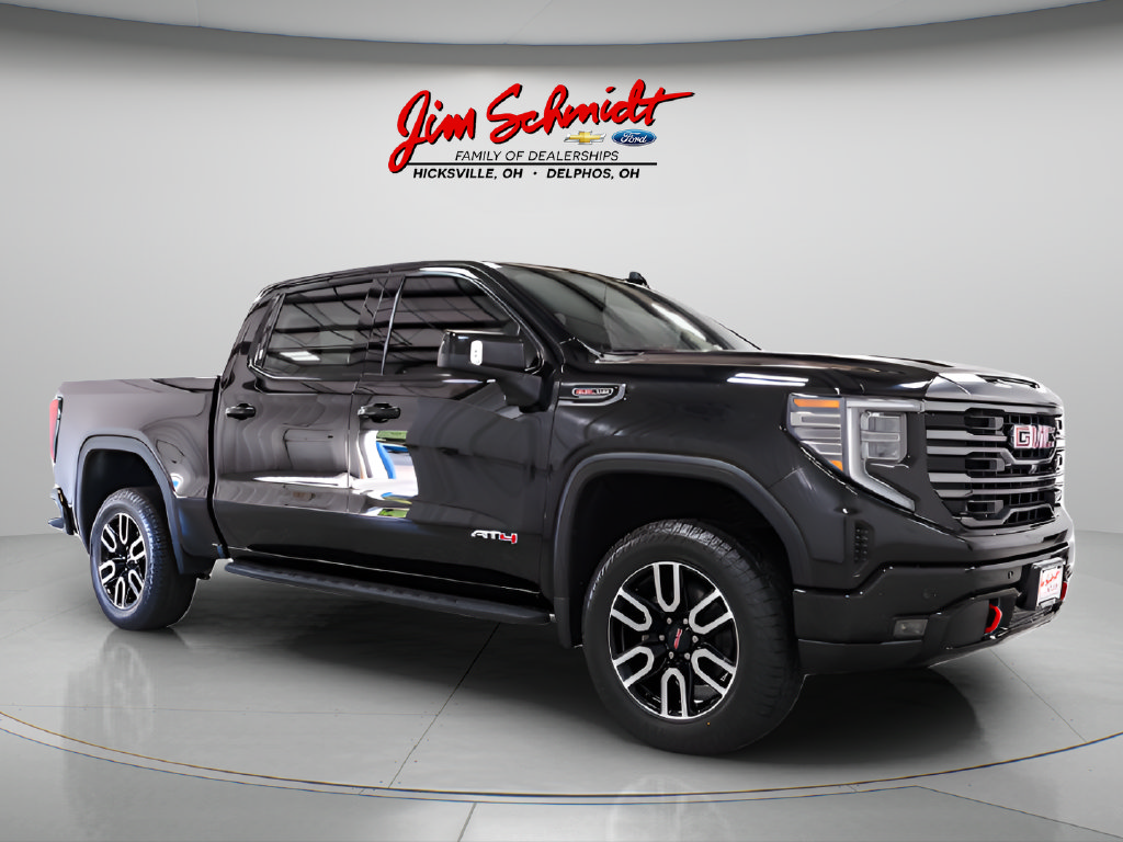Used 2023 GMC Sierra 1500 AT4 AWD/4WD image 1