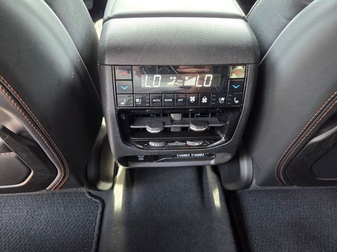 Used 2024 Jeep Grand Cherokee L Summit AWD/4WD image 17