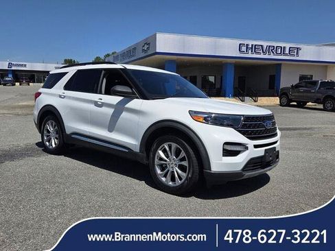 Certified 2020 Ford Explorer XLT w/ Equipment Group 202A RWD image 1