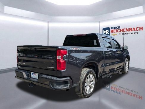 Used 2023 Chevrolet Silverado 1500 Custom AWD/4WD image 4