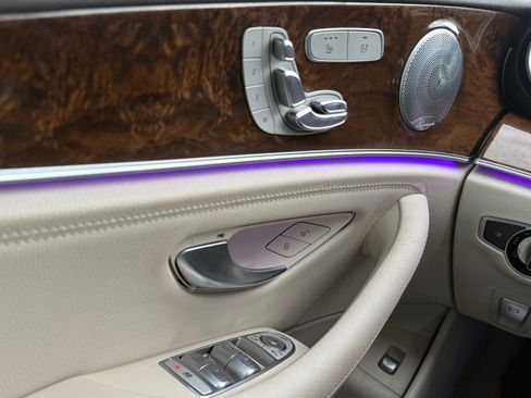 Used 2017 Mercedes-Benz E 300 image 32