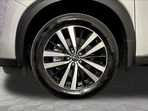 Used 2025 Nissan Pathfinder Platinum AWD/4WD image 34