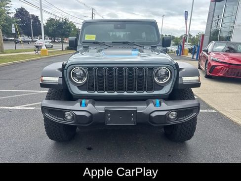 Used 2024 Jeep Wrangler Unlimited Rubicon 4xe w/ Convenience Group AWD/4WD image 9