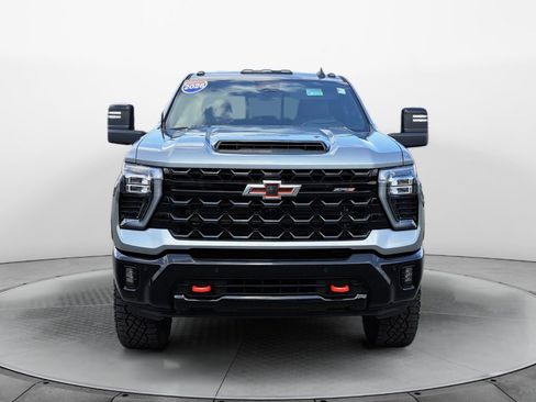 Used 2026 Chevrolet Silverado 2500 ZR2 AWD/4WD image 2