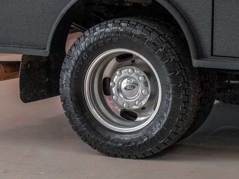 Used 2020 Ford F350 Lariat w/ Lariat Ultimate Package image 47