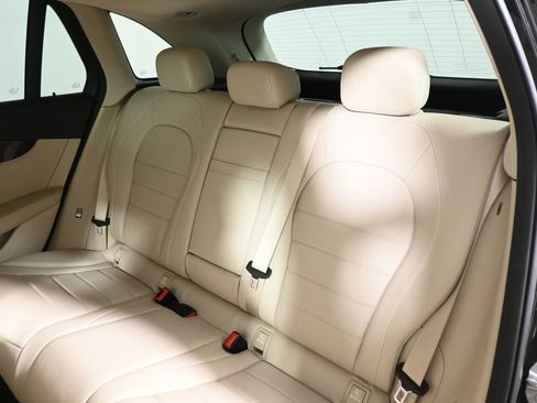 Certified 2018 Mercedes-Benz GLC 300 4MATIC image 4
